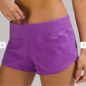 Lululemon moonlight magenta 2.5 speed up shorts size 10